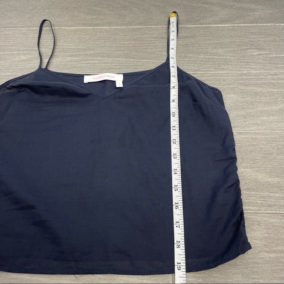 See By Chloe Cropped Spaghetti Strap Minimalist Basic Cami Tank Top Navy Blue - Picture 6 of 7